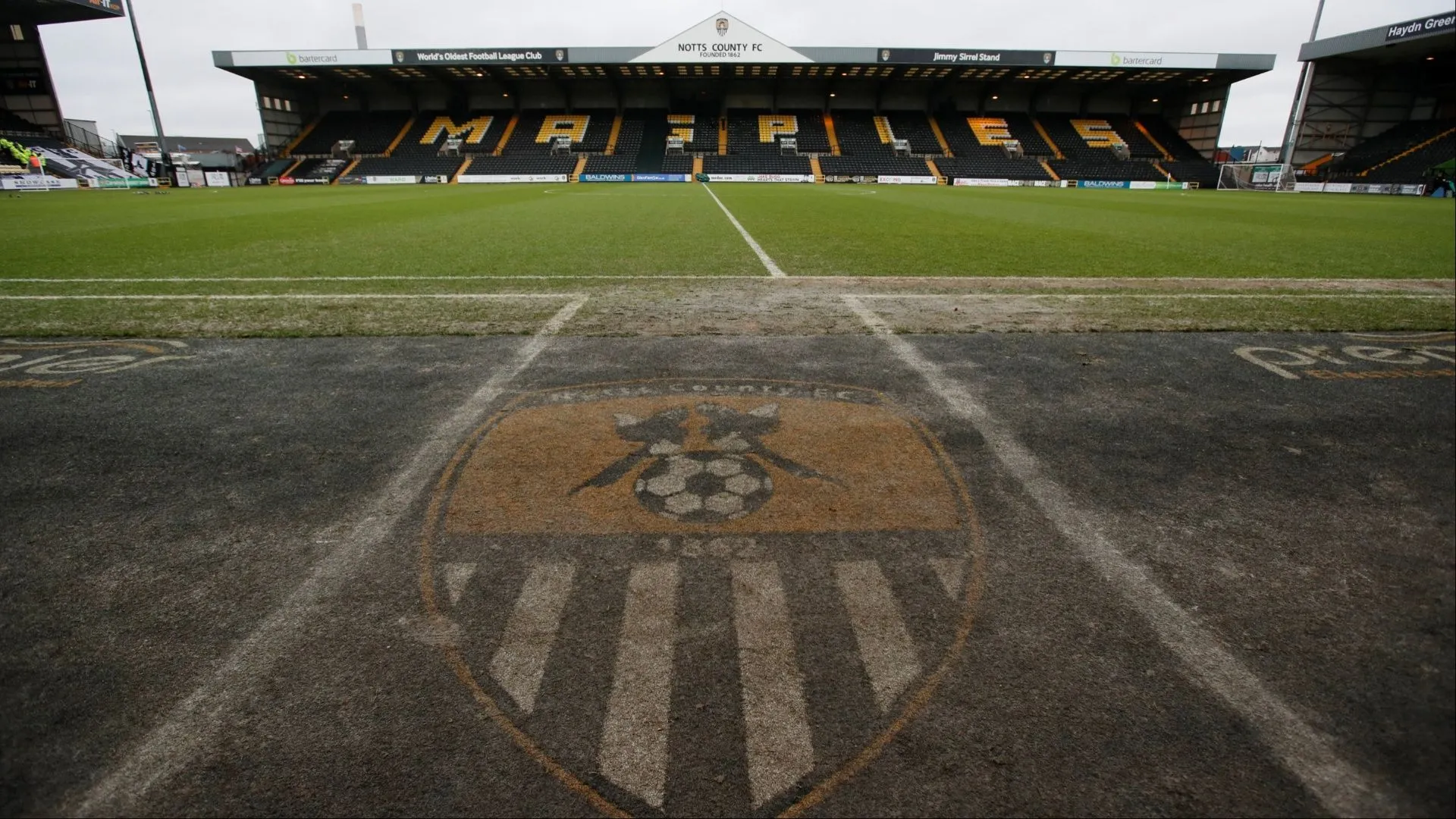Cầu thủ Notts County trong trận đấu cúp FA