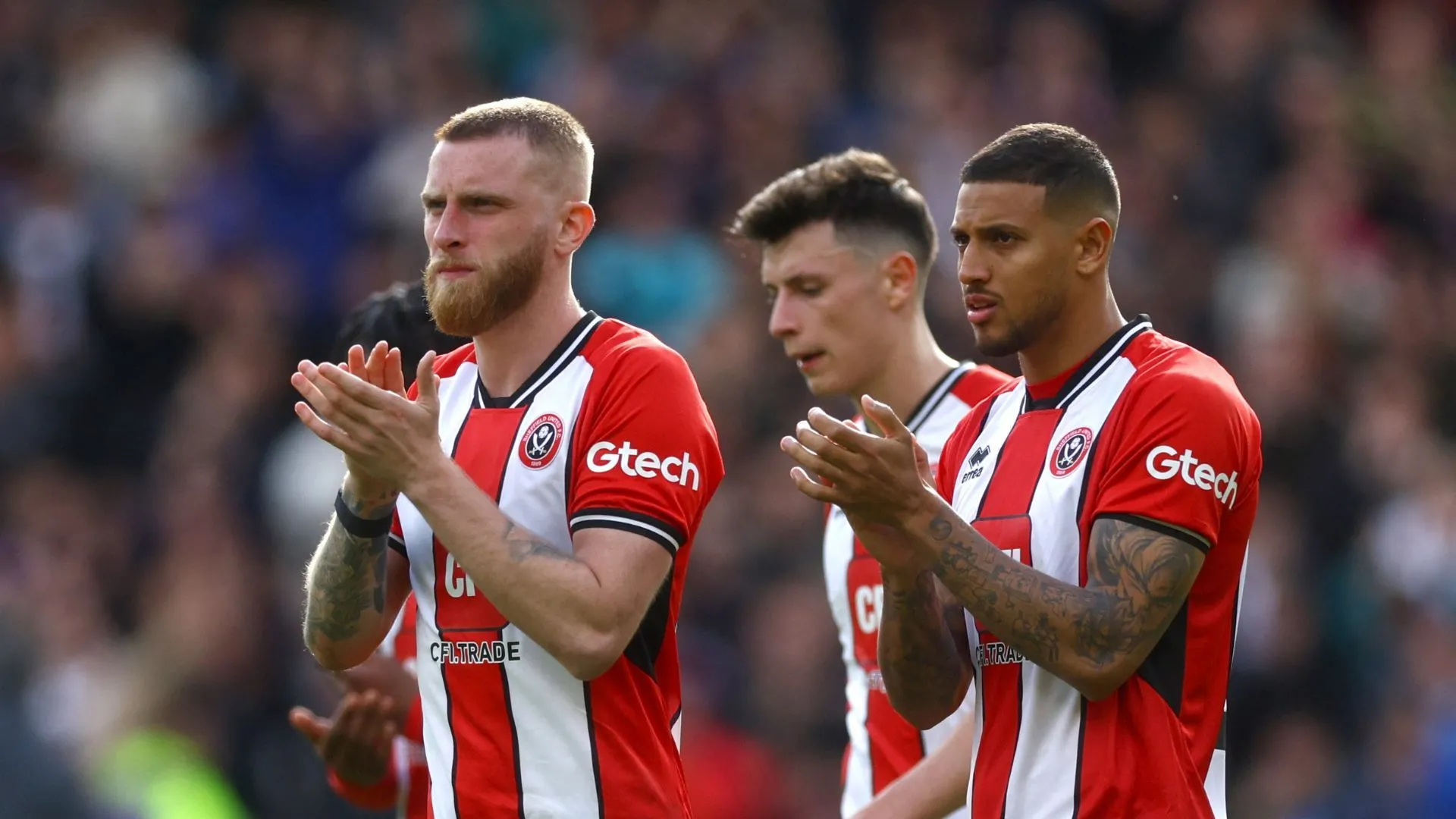 Oli McBurnie thi đấu cho Las Palmas