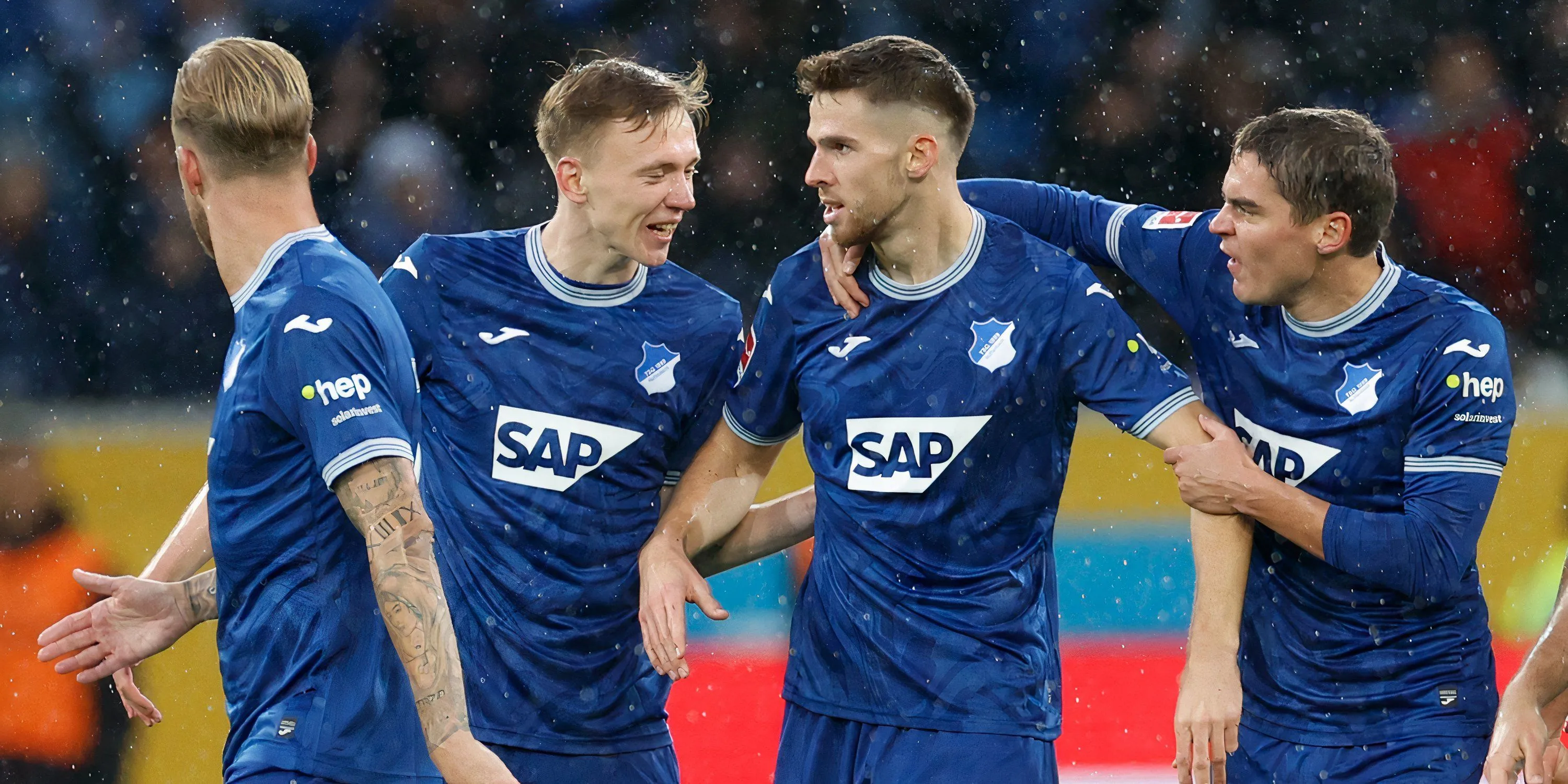Anton Stach, tiền vệ trung tâm cao lớn của Hoffenheim, đang là mục tiêu chuyển nhượng hàng đầu của Leeds United