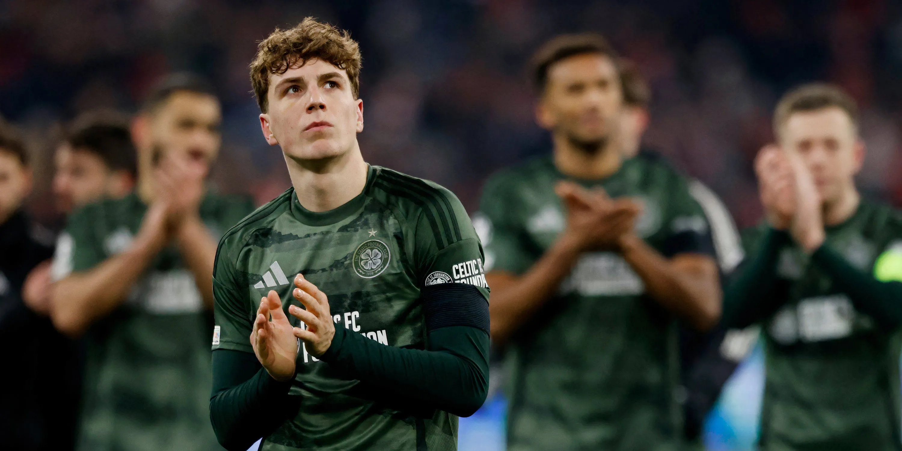 Arne Engels thi đấu cho Celtic trong trận đấu tại Champions League