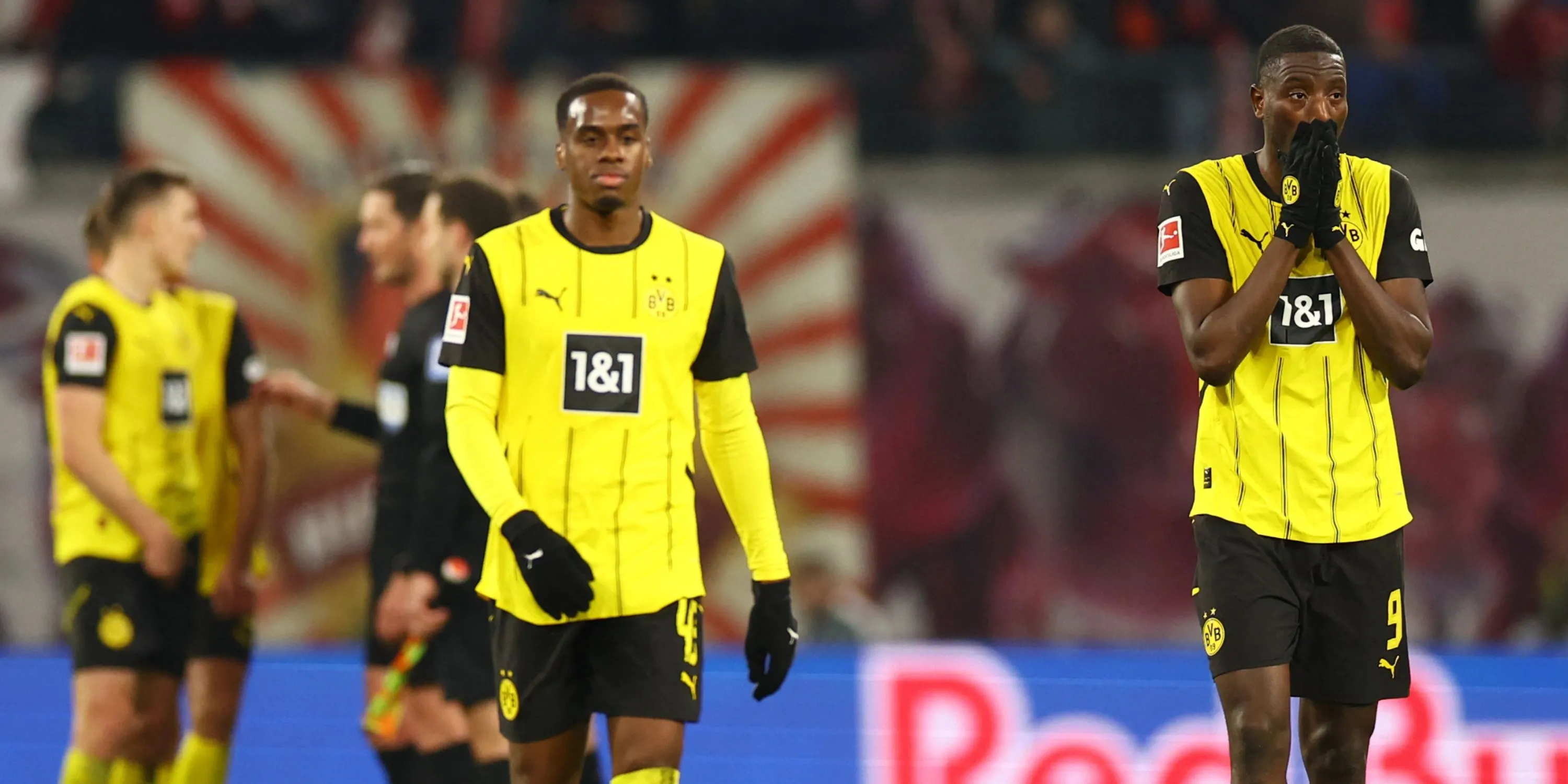 Cầu thủ trẻ Jamie Gittens trong màu áo Borussia Dortmund trước khi chuyển đến Chelsea