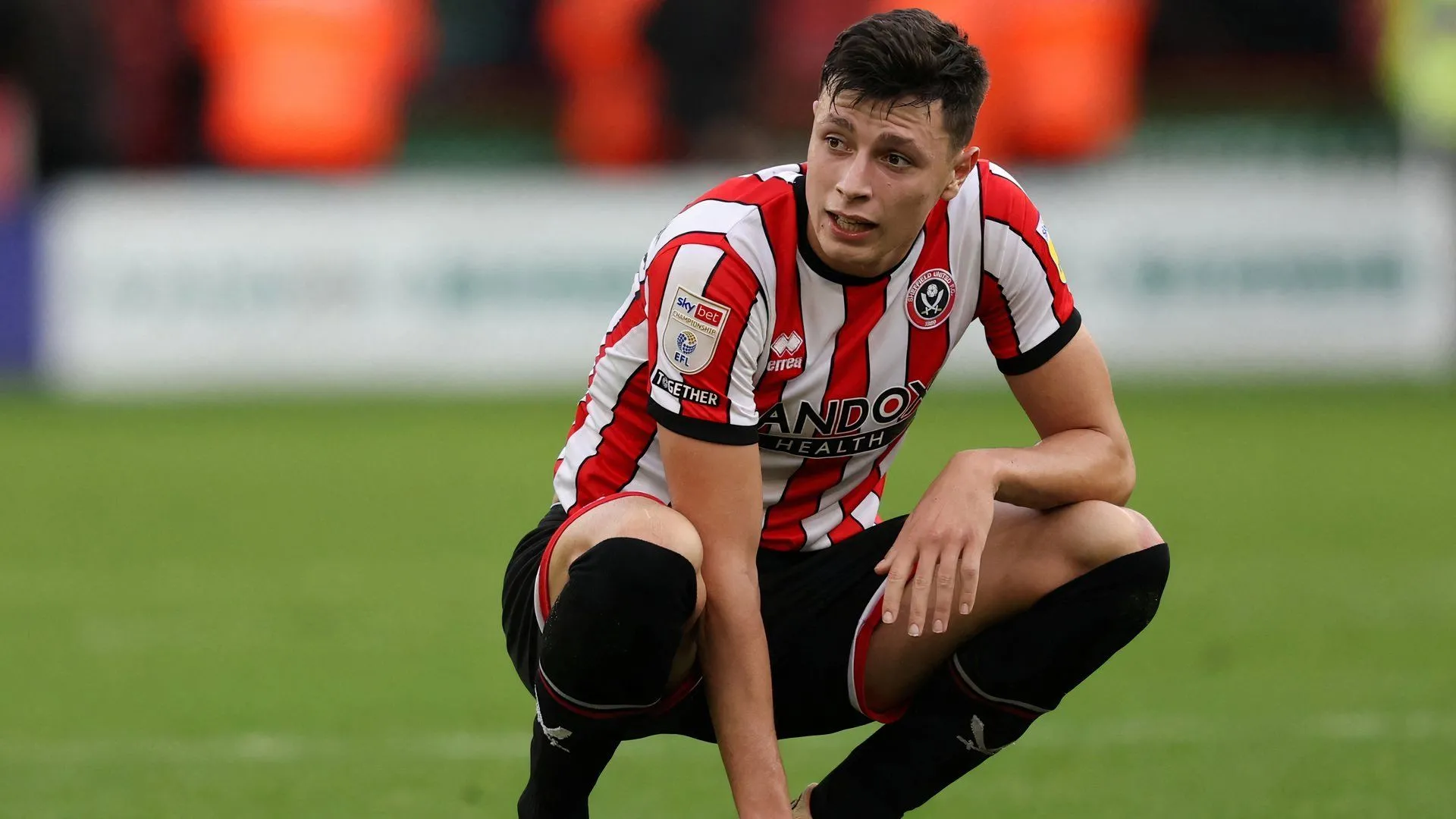 Hậu vệ Anel Ahmedhodzic trong màu áo Sheffield United