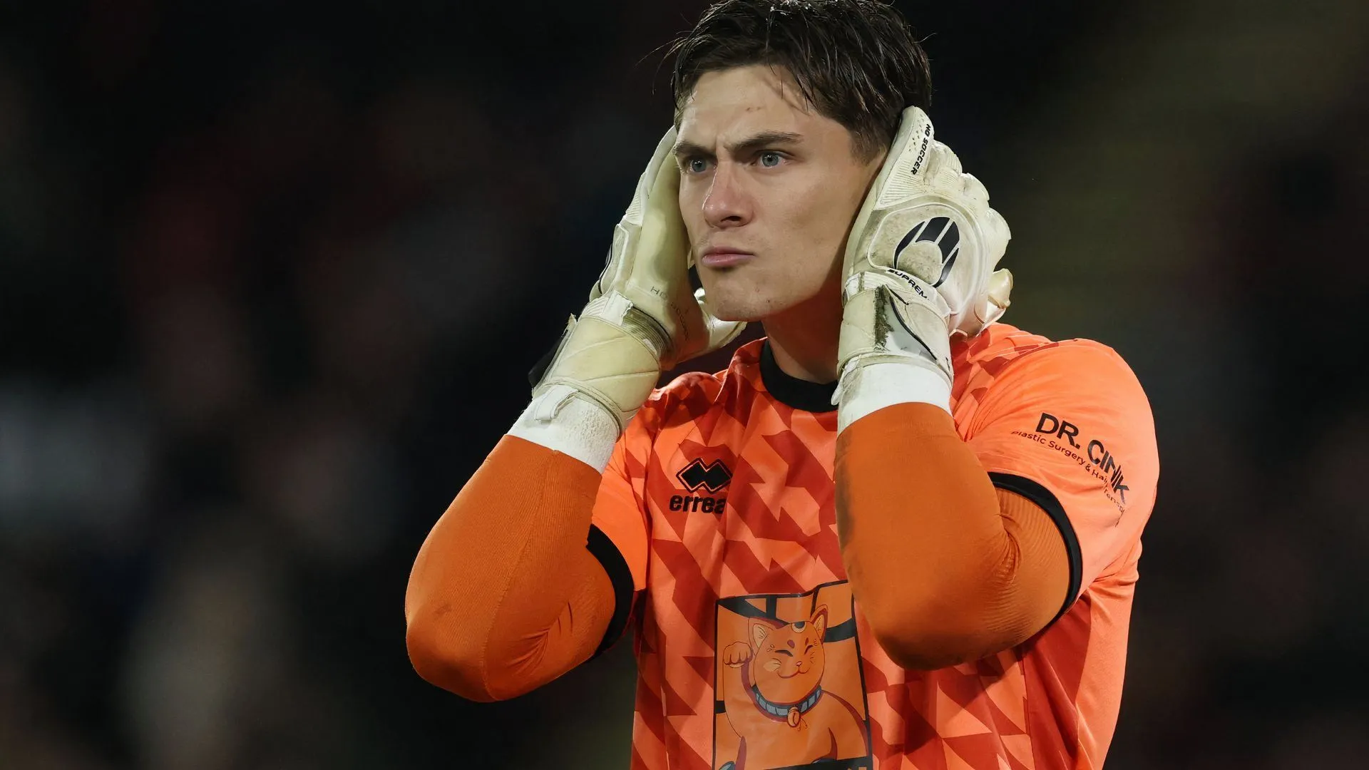 Michael Cooper thi đấu cho Sheffield United