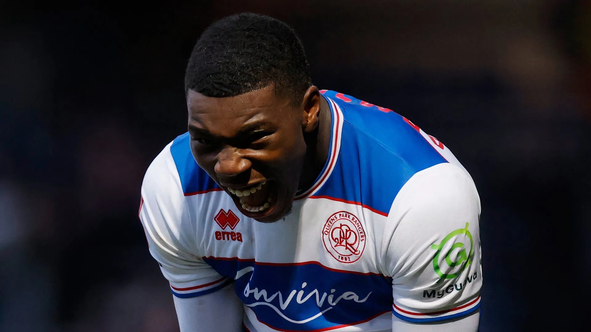 Tiền đạo trẻ Sinclair Armstrong của Queens Park Rangers