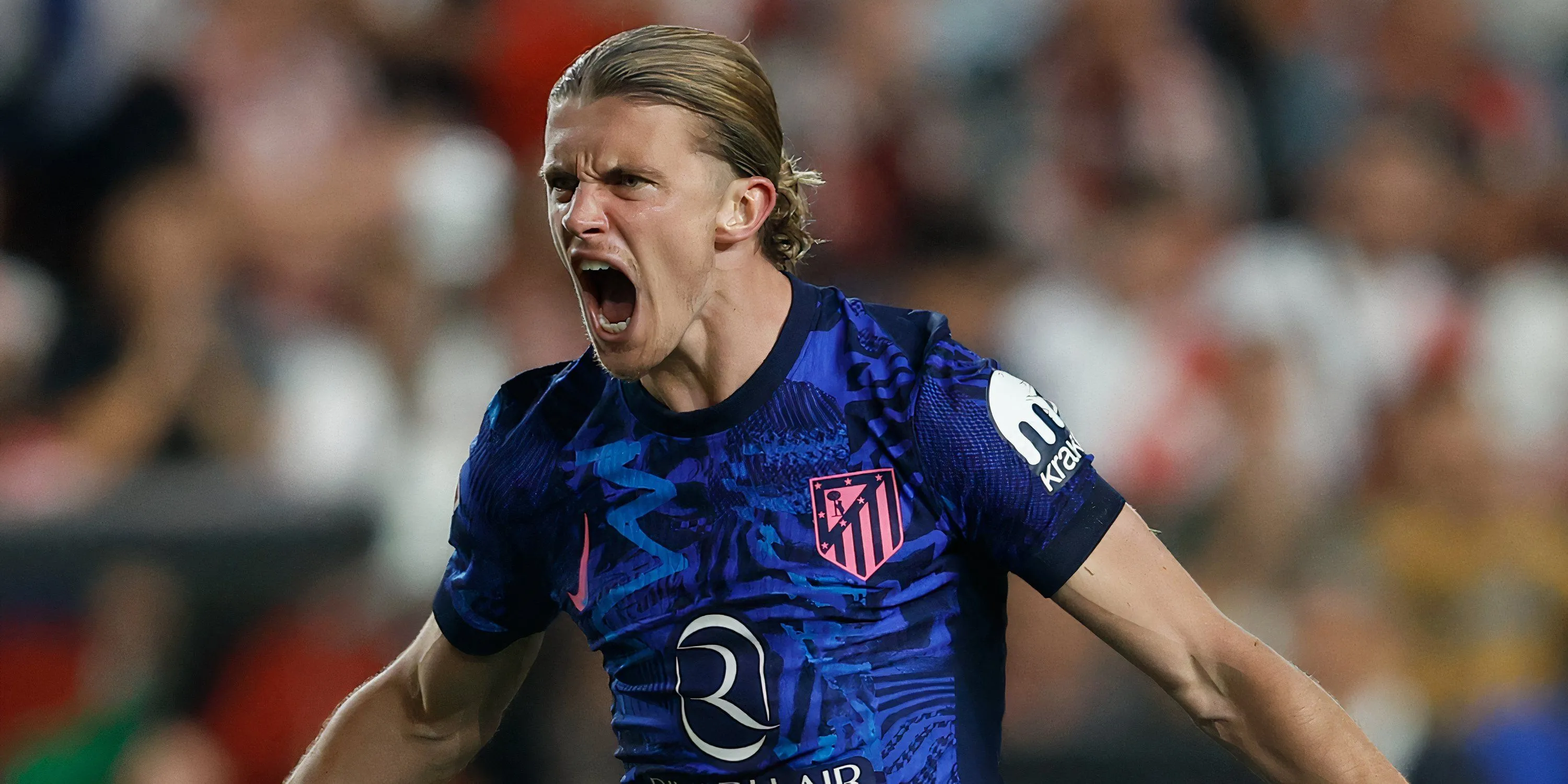 Tiền vệ Conor Gallagher trong màu áo Atletico Madrid đang thi đấu