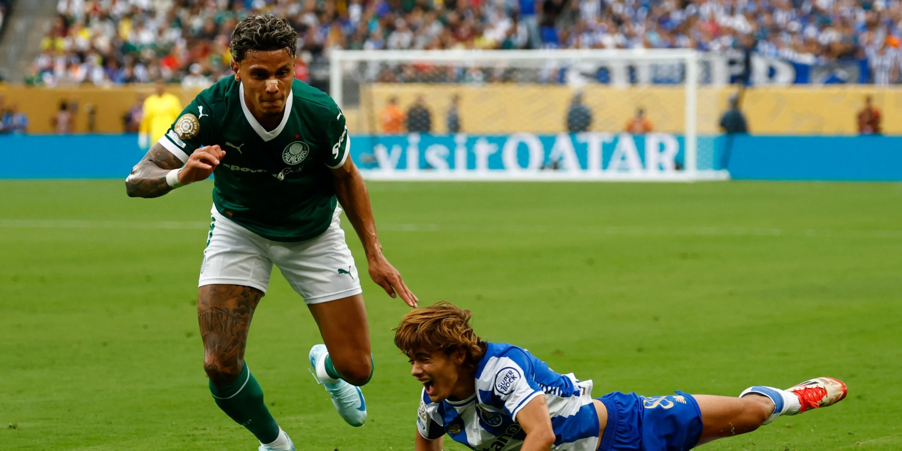 Tiền vệ Richard Rios trong màu áo Palmeiras