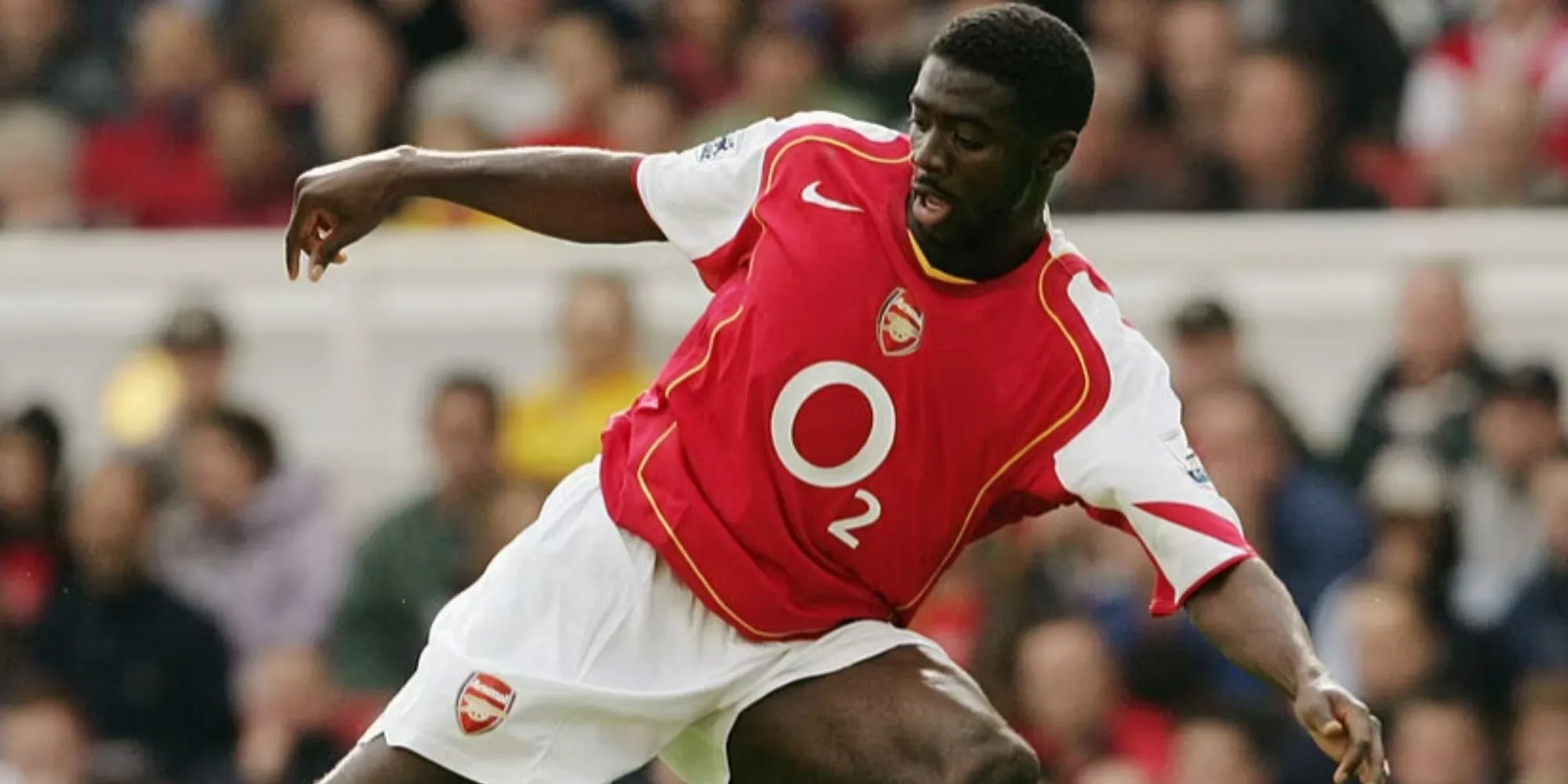 Kolo Toure trong màu áo Arsenal, một trụ cột quan trọng của thời kỳ Invincibles