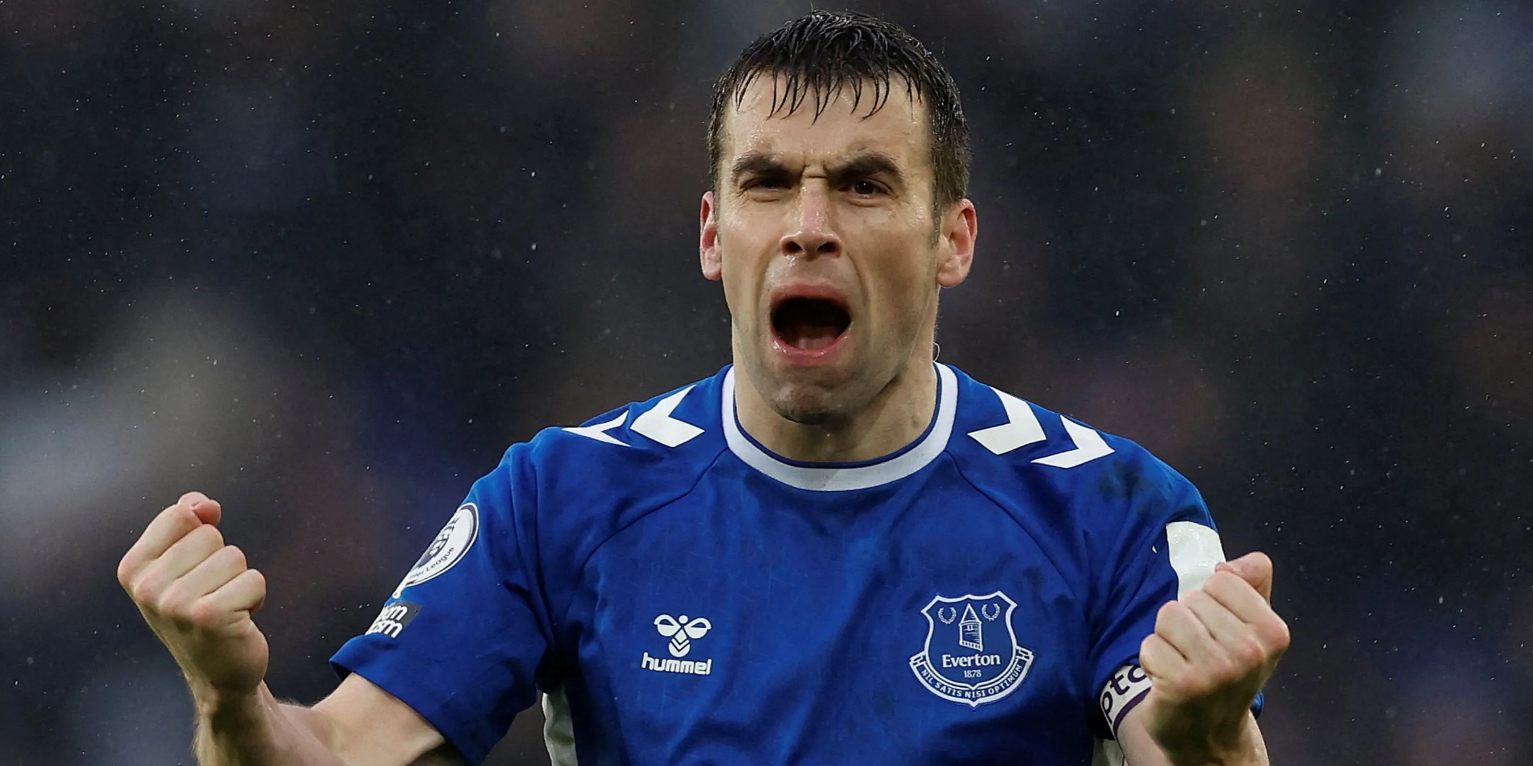 Seamus Coleman trong màu áo Everton, biểu tượng của lòng trung thành và giá trị vượt trội
