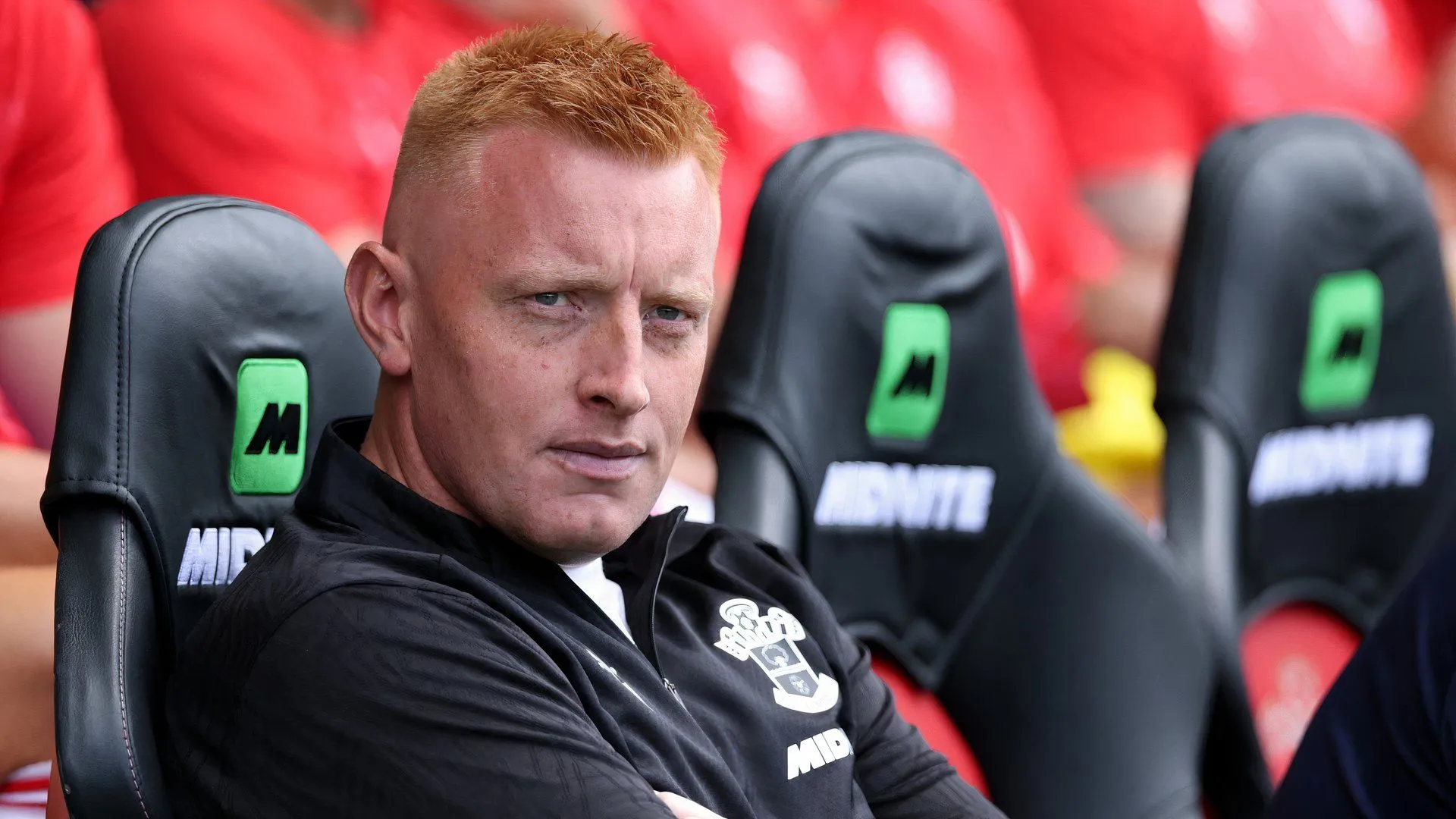 Will Still trong trang phục Southampton tại sân tập trước trận đấu